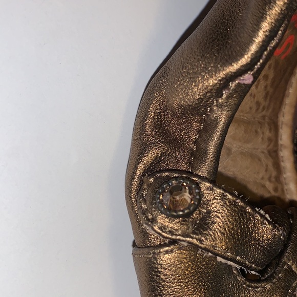 KORS Michael Kors “Petite Phoebe” Bronze Leather Ballet Flats - Girl’s Size 9 - Picture 8 of 8